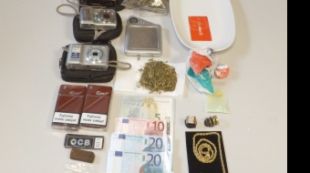 El material confiscat a la botiga de tatuatges © ACN