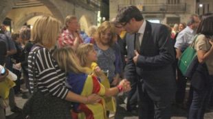 Carles Puigdemont a la sortida del ple extraodinari © ACN