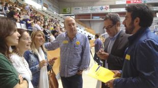 Els senadors en l'acte d'aquest matí