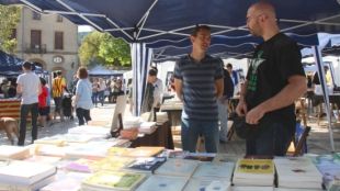 Centenars de persones van visitar la fira l'edició passada © ACN