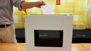 Un model d'urna que es farà servir el proper 9-N © ACN