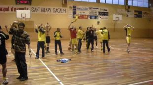 Jugadors del Sant Hilari al seu pavelló en una imatge del 2009 © Facebook
