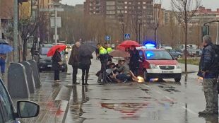 La jove just després de ser atropellada © M. Estarriola