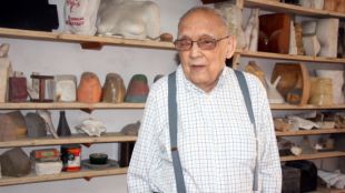 Paco Torres Monsó al seu taller de Girona © ACN