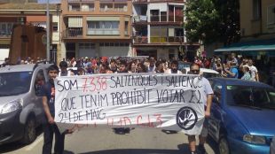 Un instant durant la manifestació-cercavila © ACN