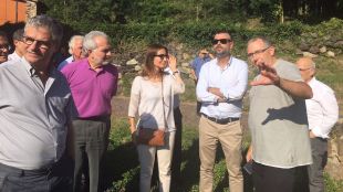 El conseller de Territori i Sostenibilitat, Santi Vila, visitant el Parc Natural de la Zona Volcànica de la Garrotxa © ACN