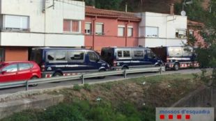 Moment del desplegament en un dels municipis objecte de l'operatiu