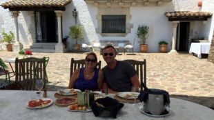Eric i Amber Hoffman, del portal d'aventures gastronòmiques 'With Husband in Tow' © ACN