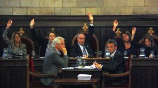 L'equip de govern s'ha queda sol votant a favor del sou de l'alcalde de Girona © ACN