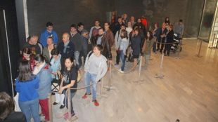 Cues per fotografiar-se amb el tron dels Set Regnes © ACN