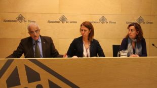 D'esquerra a dreta; Eduard Berloso, Marta Madrenas i Sílvia Paneque © ACN