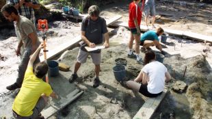 Treballs d'excavació a la Draga, aquest matí © ACN