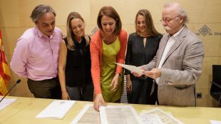 Les nétes de Francina Boris han cedit el seu fons avui a l'Ajuntament © Aj. de Girona