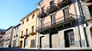 En primer terme, la casa de la víctima de l'assalt violent © ACN