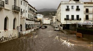 La riera al seu pas per Cadaqués, aquesta tarda