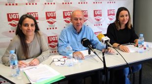 D'esquerra a dreta: Montse Bagué, Xavier Casas i Vanessa Rosell