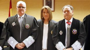 Al centre, la nova fiscal en cap de Girona, Ana Maria Meléndez