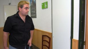 L'acusat, Dídac Masbernat, entrant al judici a l'Audiència de Girona l'any 2009