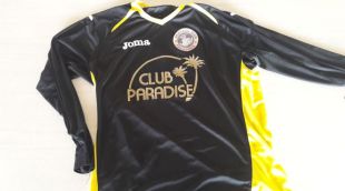 La polèmica samarreta amb la publicitat del Paradise