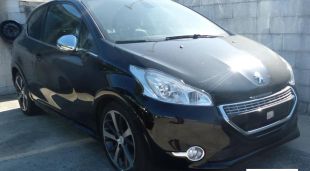 El cotxe robat que intentava vendre el detingut