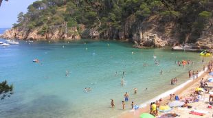La mítica platja d'Aiguablava és una de les que ha perdut la bandera blava (arxiu)