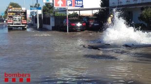Fuita d'aigua registrada a Roses en una imatge d'arxiu