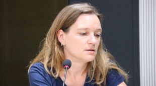 La portaveu de la IAEDEN, Bàrbara Pla mig de la portaveu de la IAEDEN, Bàrbara Schmitt, aquest matí