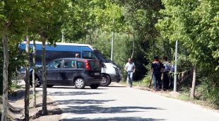 La comitiva buscant el cos de la víctima a Sant Julià de Ramis (arxiu)