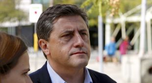 El diputat Jordi Orobitg a la seu de Media Tic poc abans d’atendre els mitjans de comunicació