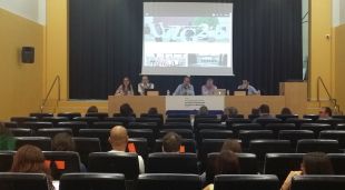 La sessió extraordinària del claustre de la UdG que s'ha celebrat avui
