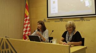 L'alcaldessa de Girona, Marta Madrenas, i la regidora de Dinamització del Territori, Eva Palau