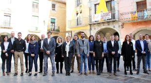 Foto de família de la candidatura d'ERC a les comarques gironines per a les eleccions del 21-D