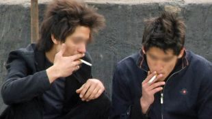 tabac, menors, adolescents, cigarretes