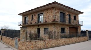 Pla mig de la casa on ha passat el succés