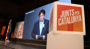 El cap de llista de JxCat, Carles Puigdemont, connecta en directe des de Brussel·les a Girona