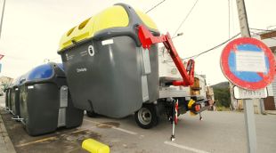Un dels nous contenidors que s'està instal·lant