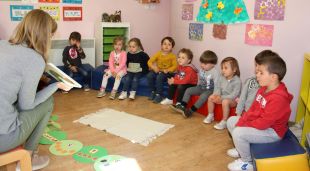 Part de l'alumnat de l'escola Jordi Pere Cerdà de Sallagosa