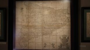 Els mapes de Catalunya que s'exposen en la mostra de cartografia de la Fundació Mascort a Torroella de Montgrí
