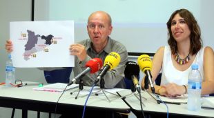 El secretari general de la UGT a Girona, Xavier Casas, i la secretària d'organització d'Avalot-Joves de la UGT, Cristina Domènech