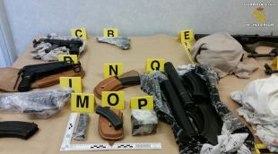 Algunes de les armes incautades en l'operatiu Karavanke