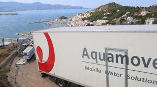 L'aparell que s'ha instal·lat de manera provisional al costat del dipòsit municipal d'aigua del Port de la Selva