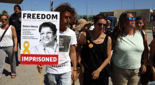 Manifestació en suport a Dolors Bassa a la presó del Puig de les Basses el 4 de juliol