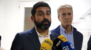 El conseller de Treball, Afers Socials i Famílies, Chakir el Homrani