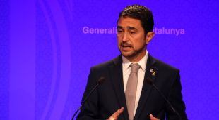 El conseller de Territori i Sostenibilitat, Damià Calvet, aquest matí