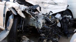El motor d'un dels vehicles implicats en l'accident
