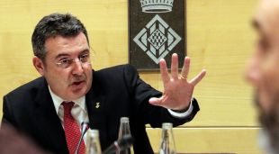El president de la Diputació de Girona, Miquel Noguer, durant el ple d'avui