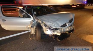 Un dels vehicles accidentats per conduir sota els efectes de l'alcohol