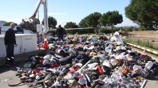 material, comissat, Roses, destruït