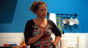 Primer pla de l'actriu Cristina Cervià durant el passi de gràfics de 'L'home sense veu'