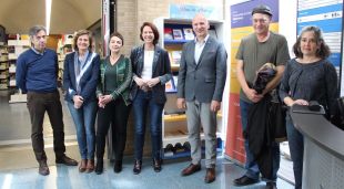 Biblioteca del Campus del Barri Vell amb l’alcaldessa de Girona, Marta Madrenas, amb el rector de la Universitat de Girona, Joaquim Salvi